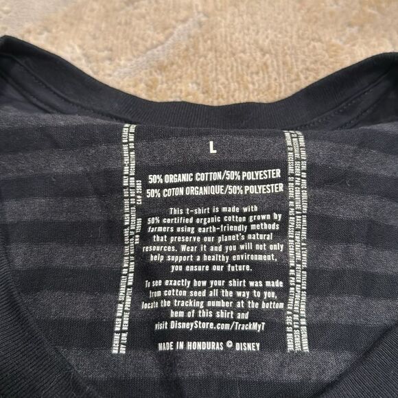 Disney Women v neck top with a grunge mickey mouse design size L new black grey - Picture 3 of 6